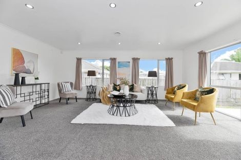 Photo of property in 75a Tabitha Crescent, Henderson, Auckland, 0612