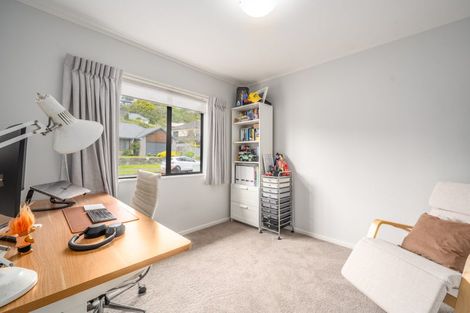 Photo of property in 8 Furlong Crescent, Churton Park, Wellington, 6037
