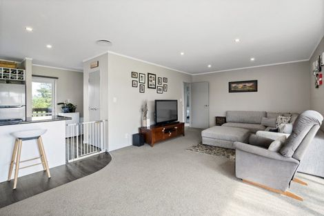 Photo of property in 590 Clevedon Kawakawa Road, Clevedon, Papakura, 2585