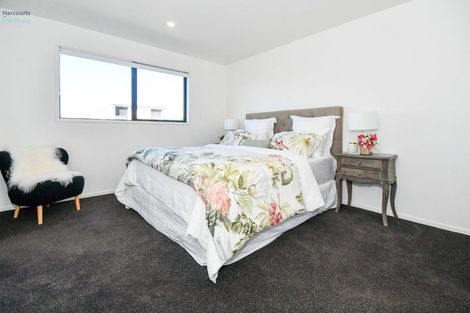 Photo of property in 6 Hoiho Road, Pukekohe, 2120