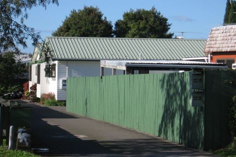 Photo of property in 42 Plunket Avenue, Papatoetoe, Auckland, 2104