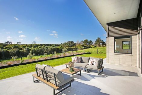 Photo of property in 82b Boyd Road, Clarks Beach, Pukekohe, 2679