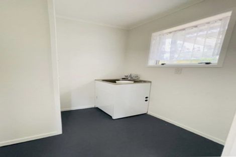 Photo of property in 90 Oriel Avenue, Tawa, Wellington, 5028