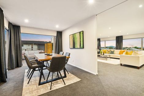 Photo of property in 44 Grenada Avenue, Forrest Hill, Auckland, 0620