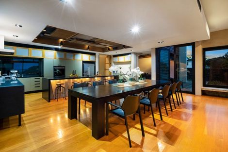 Photo of property in 51 Pacific Parade, Army Bay, Whangaparaoa, 0930