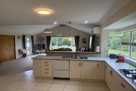 Photo of property in 38 Henson Road, Whitford, Howick, 2571