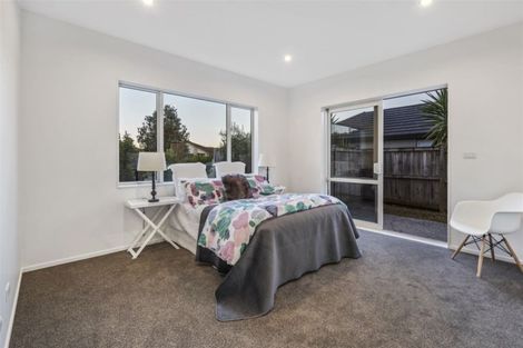 Photo of property in 4 Sophia Place, Karaka, Papakura, 2113