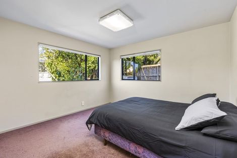 Photo of property in 19 Woodside Avenue, Northcote, Auckland, 0627