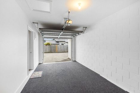 Photo of property in 20 Strowan Road, Strowan, Christchurch, 8052