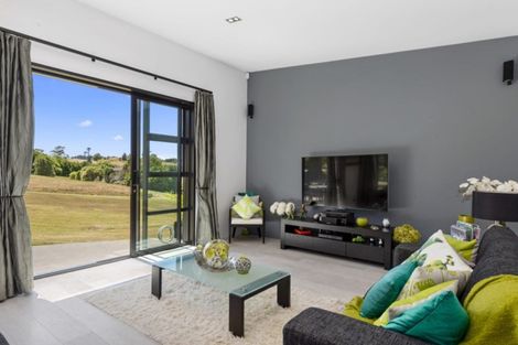 Photo of property in 11 Tarata Court, Redvale, Albany, 0792