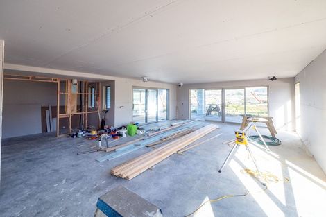 Photo of property in 44 Farnworth Terrace, Glenside, Wellington, 6037