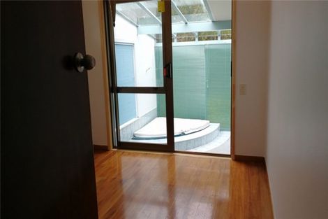 Photo of property in 4 Gregory Place, Mount Roskill, Auckland, 1041