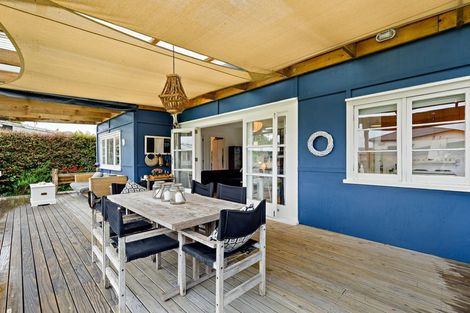 Photo of property in 24 Harbour View Road, Point Wells, Warkworth, 0986