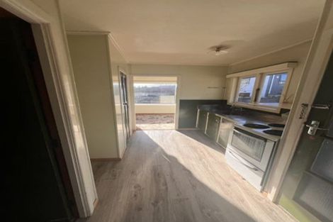 Photo of property in 65 Kervil Avenue, Te Atatu Peninsula, Auckland, 0610