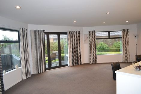 Photo of property in 33 Beaumont Drive, Rolleston, 7614