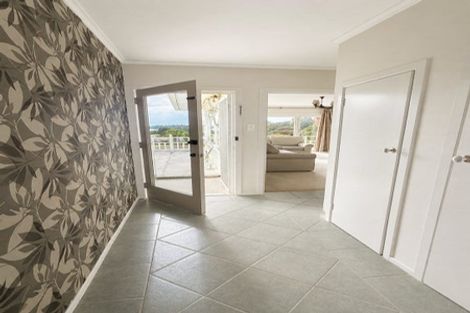 Photo of property in 11 Noall Street, Te Atatu Peninsula, Auckland, 0610