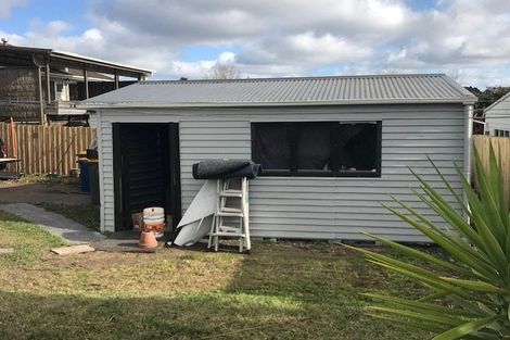 Photo of property in 7 Devonshire Road, Unsworth Heights, Auckland, 0632