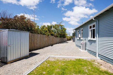 Photo of property in 28 Thames Street, Rongotea, 4476