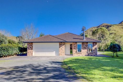 Photo of property in 16 Parker Road, Huntly, 3771