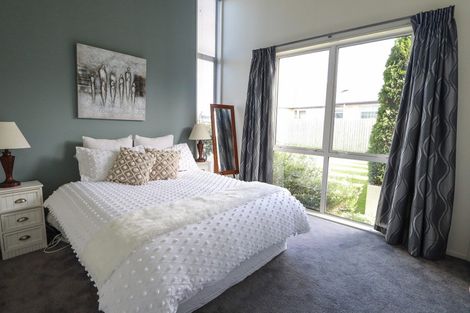 Photo of property in 12 Constance Place, Aidanfield, Christchurch, 8025