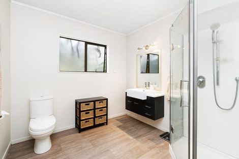 Photo of property in 17 Ward Drive, Opua, 0200