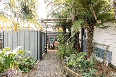 Photo of property in 17 Victor Street, Dannevirke, 4930