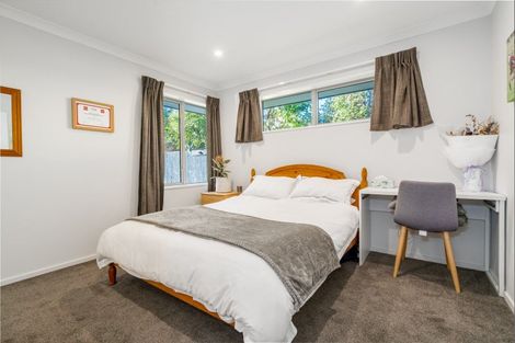 Photo of property in 16 Flaxgrove Place, Parklands, Christchurch, 8083