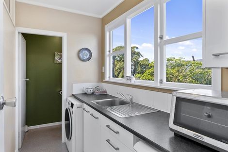 Photo of property in 4 Sunshine Crescent, Kelson, Lower Hutt, 5010