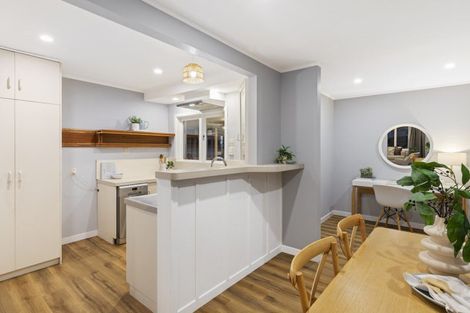 Photo of property in 18 Russell Avenue, Pukekohe, 2120