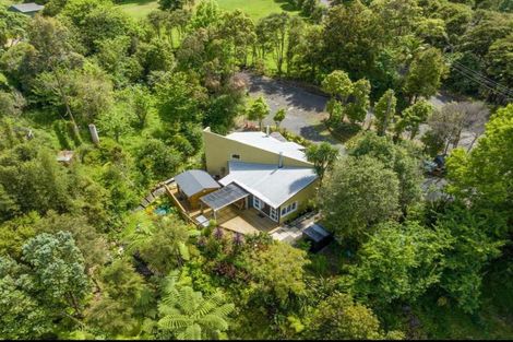 Photo of property in 19 Flays Road, Coromandel, 3506