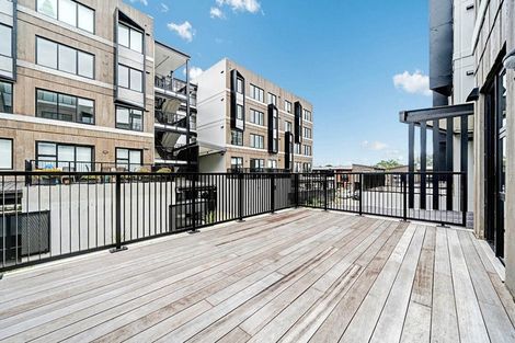 Photo of property in 106/5 Rauemi Way, Te Atatu South, Auckland, 0610