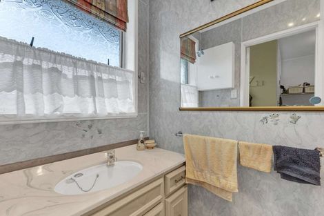 Photo of property in 84 Broadway, Stratford, 4332