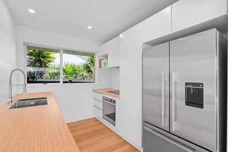 Photo of property in 6 Larkhill Place, Russley, Christchurch, 8042