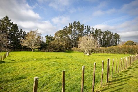 Photo of property in 1 Kahikatea Street, Inglewood, 4330