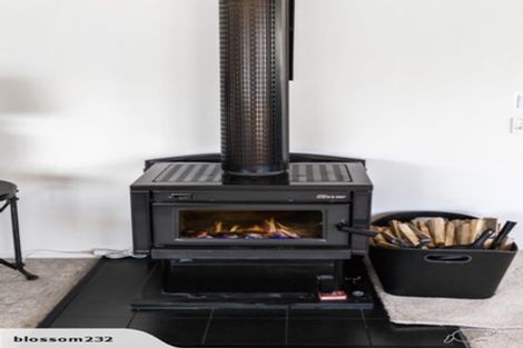 Photo of property in 5a Bolton Lane, Queenstown, 9300