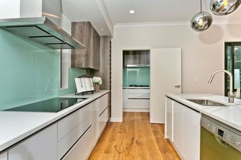 Photo of property in 24 Turutu Place, Long Bay, Auckland, 0630