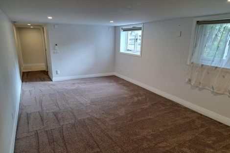 Photo of property in 203 Godley Road, Titirangi, Auckland, 0604
