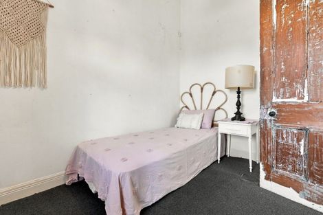 Photo of property in 25 Puriri Street, Helensville, 0800