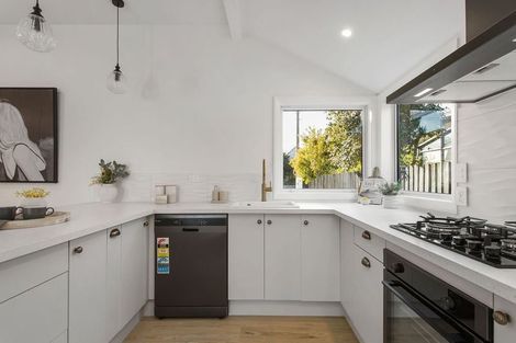 Photo of property in 76 Clare Road, St Albans, Christchurch, 8014