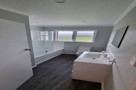 Photo of property in 172 Wellington Road, Wainuiomata, Lower Hutt, 5014