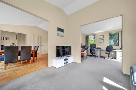 Photo of property in 89 Tape Road, Hillsborough, New Plymouth, 4372