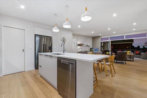 Photo of property in 2 Laing Place, Otumoetai, Tauranga, 3110