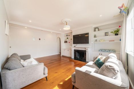 Photo of property in 206a Miromiro Road, Normandale, Lower Hutt, 5010