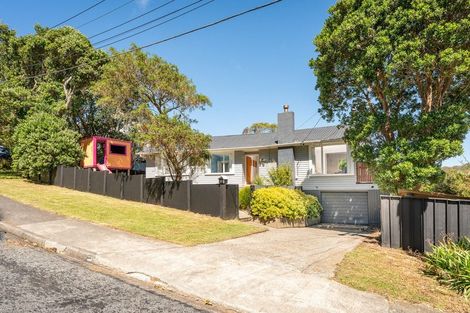 Photo of property in 11 Vancouver Street, Kingston, Wellington, 6021