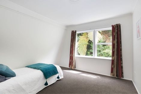 Photo of property in 34 Lyndhurst Road, Tawa, Wellington, 5028