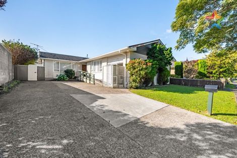 Photo of property in 3 Waddington Drive, Naenae, Lower Hutt, 5011