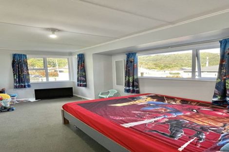 Photo of property in 27 Rimu Street, Naenae, Lower Hutt, 5011