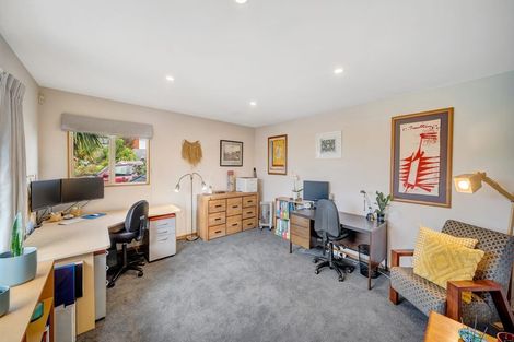 Photo of property in 6 Somerton Rise, Westmorland, Christchurch, 8025