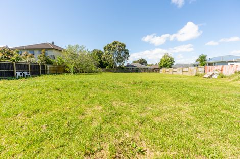 Photo of property in 2 Berkeley Road, Manurewa, Auckland, 2102