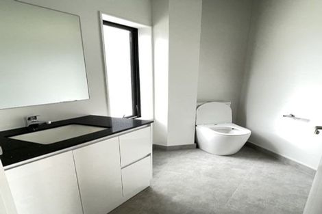 Photo of property in 2/44 Schnapper Rock Road, Schnapper Rock, Auckland, 0632